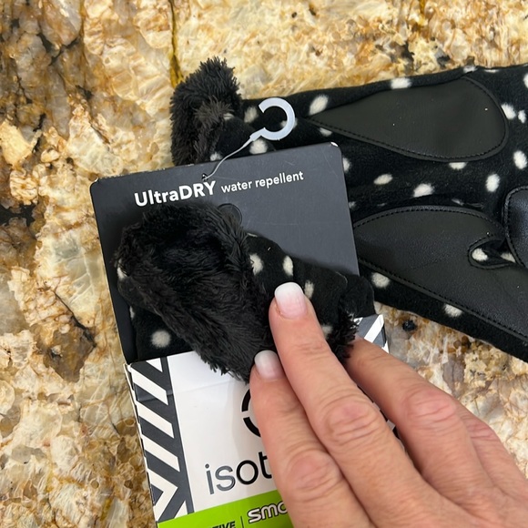 NWT ISOTONER gloves Smart Touch - Picture 4 of 6